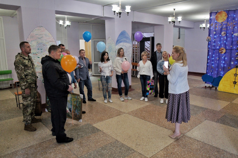 Выпускники школы 1993 года приняли участие во Всероссийской акции «Спасибо учителю».