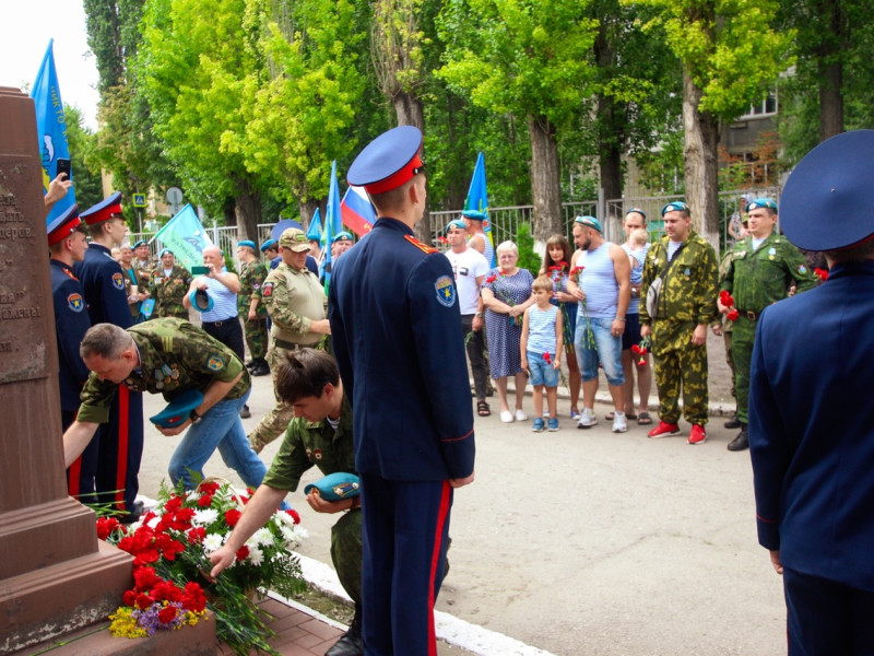 Торжественное мероприятие, посвящённое празднованию Дня воздушно - десантных войск.